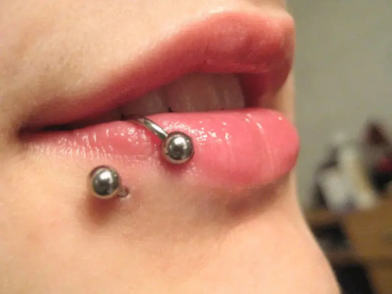 Avlu Arts piercing çalışması 16